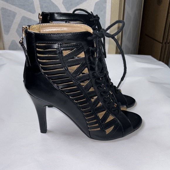 Rue 21 Ect! High Heeled‎ Sandals - Picture 1 of 10